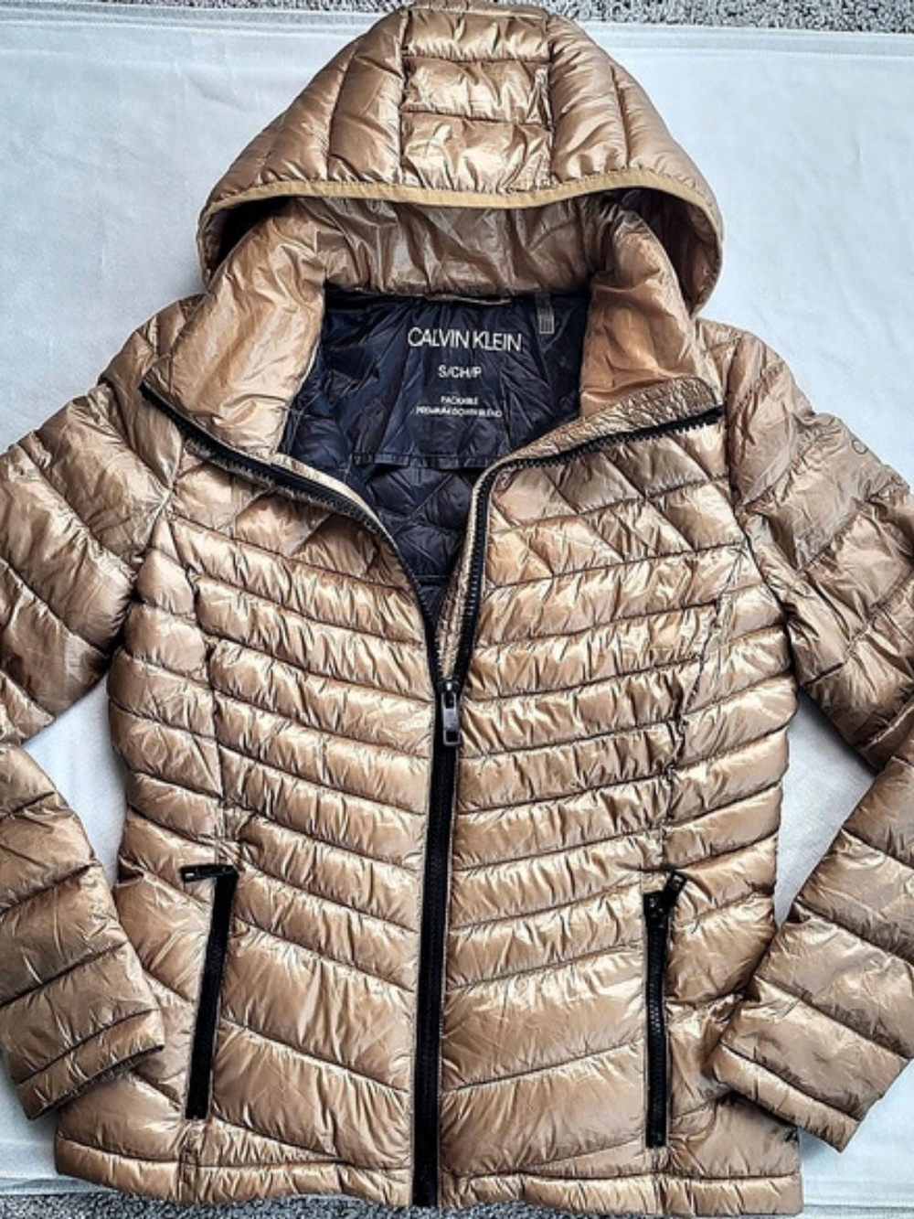 Calvin Klein Packable Premium Down Blend Hooded Puffer Jacket Brown Small
